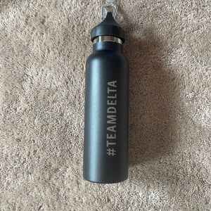 Delta New White Box with Logo Thermos